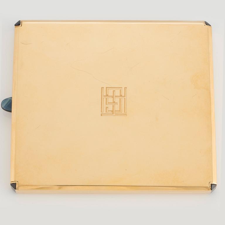Cigarettetui Cartier 18K guld med safirer.