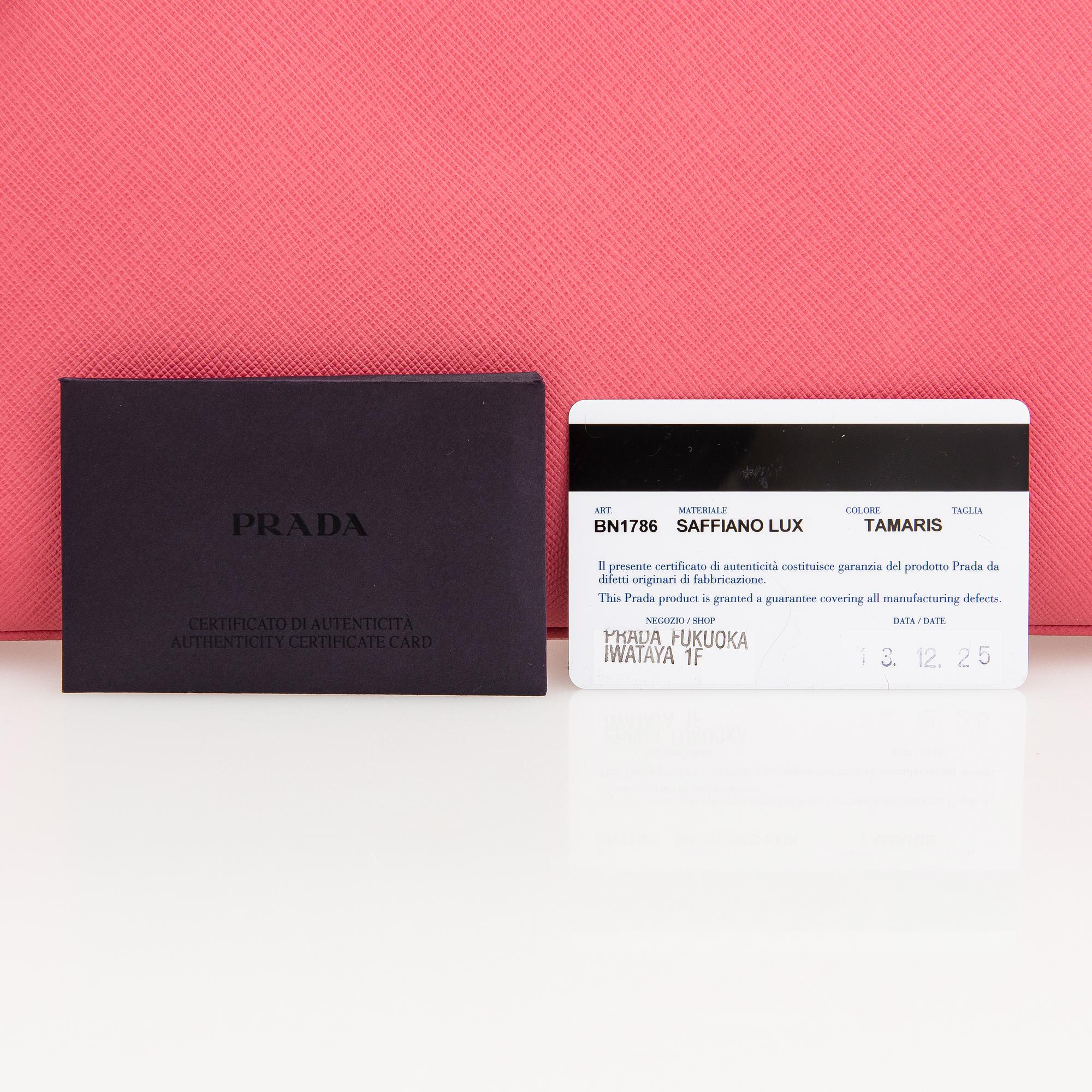 Prada, "Galleria Large", bag.
