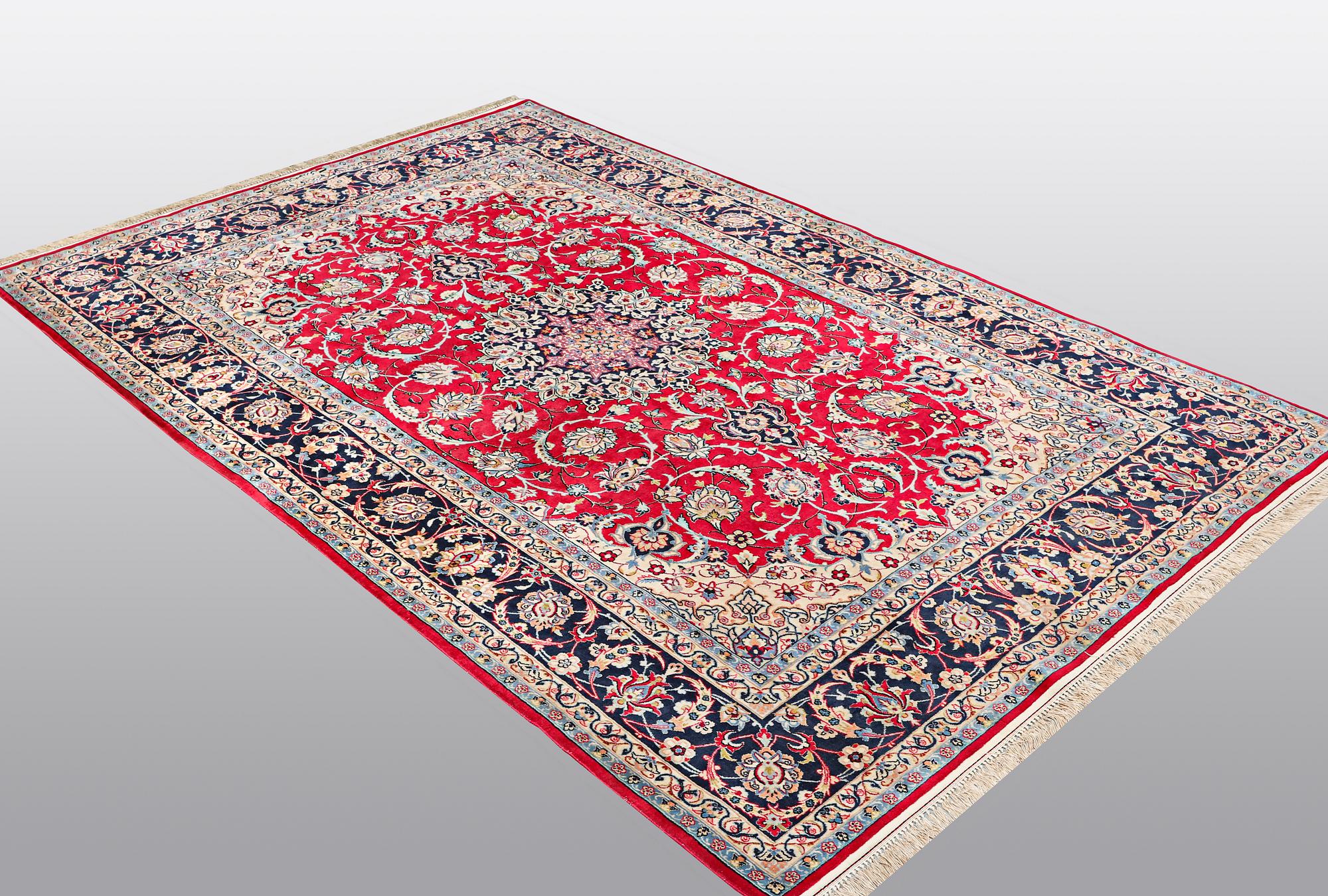 Matta, Isfahan, part silk, 
    235x154.
