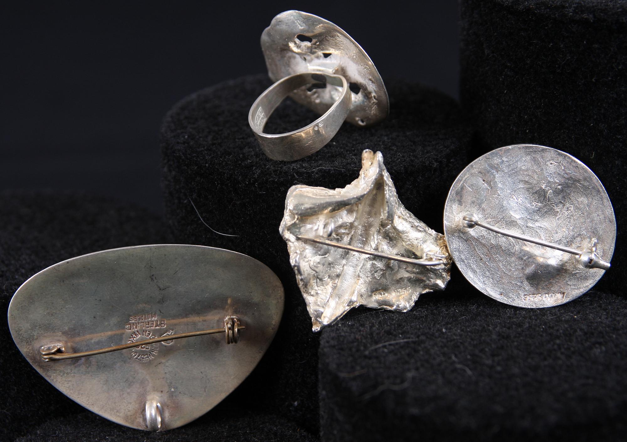 PARTI SMYCKEN, 4 st, silver, bl a Finland och Norge.