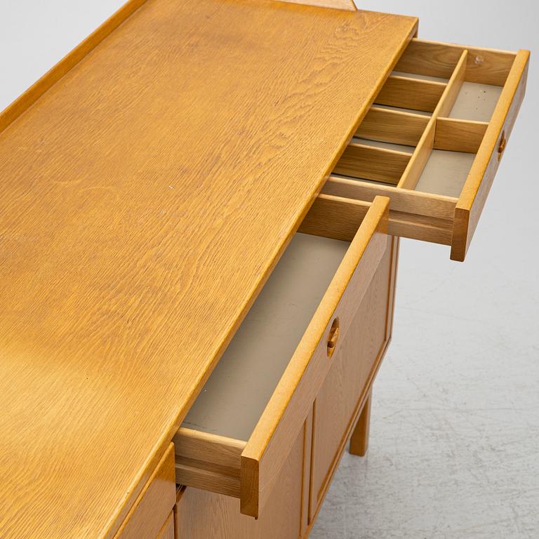 Sideboard, Skaraborgs Möbelindustri AB, Tibro, 1900-talets andra hälft.