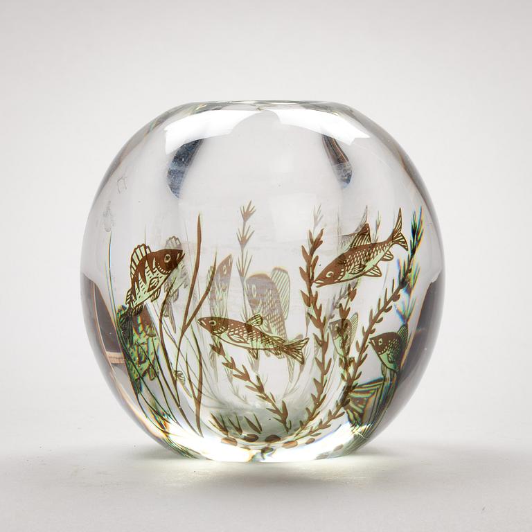 VAS, tjockväggig graal, Edvard Hald, Orrefors, sign o numr 608 L.