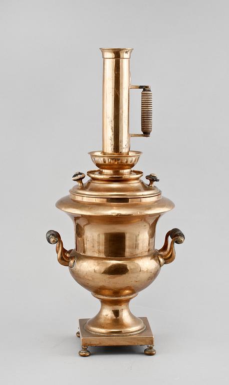 SAMOVAR, mässing, Ryssland, omkring 1900.