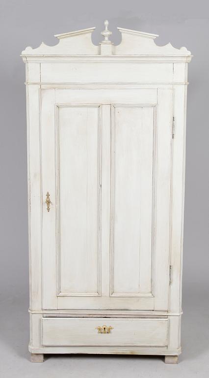 GARDEROB, sent 1800-tal.