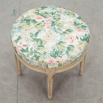 TABURETT, sengustaviansk.