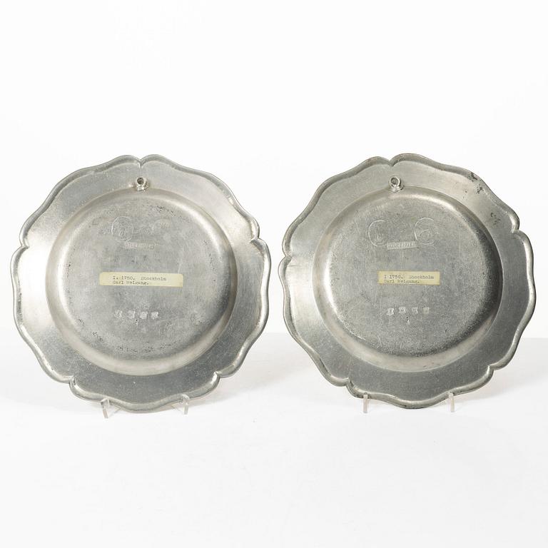 Plates, a pair by Carl Weigang, Stockholm, 1750.