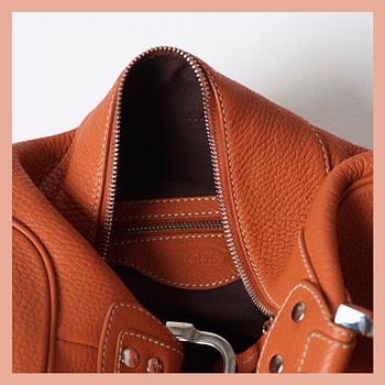 VÄSKA, Tod's.