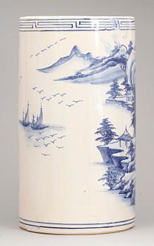 PARAPLYSTÄLL, keramik. Modern tillverkning.