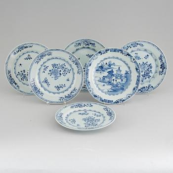 TALLRIKAR, 6 st, porslin, Kina, Qingdynastin, 1700- och 1800-tal.