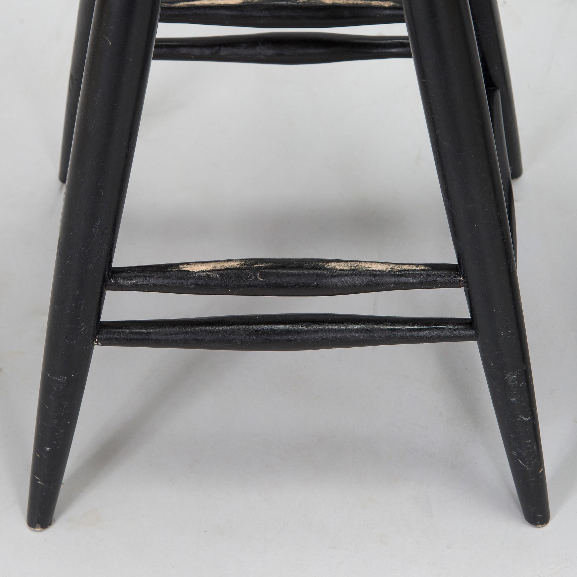 Ilmari Tapiovaara, barstolar, 2 st, "Pirkka", Artek, 2000-tal.