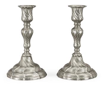 517. A pair of Rococo pewter candlesticks by Gudmund Östling (1762-1790).