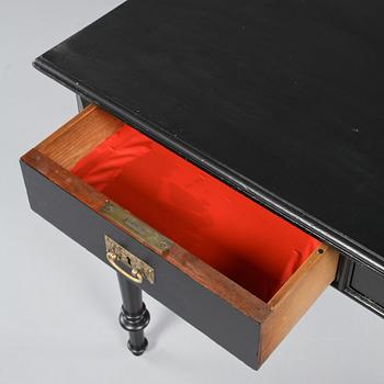 SKRIVBORD, nyrenässans, sent 1800-tal.