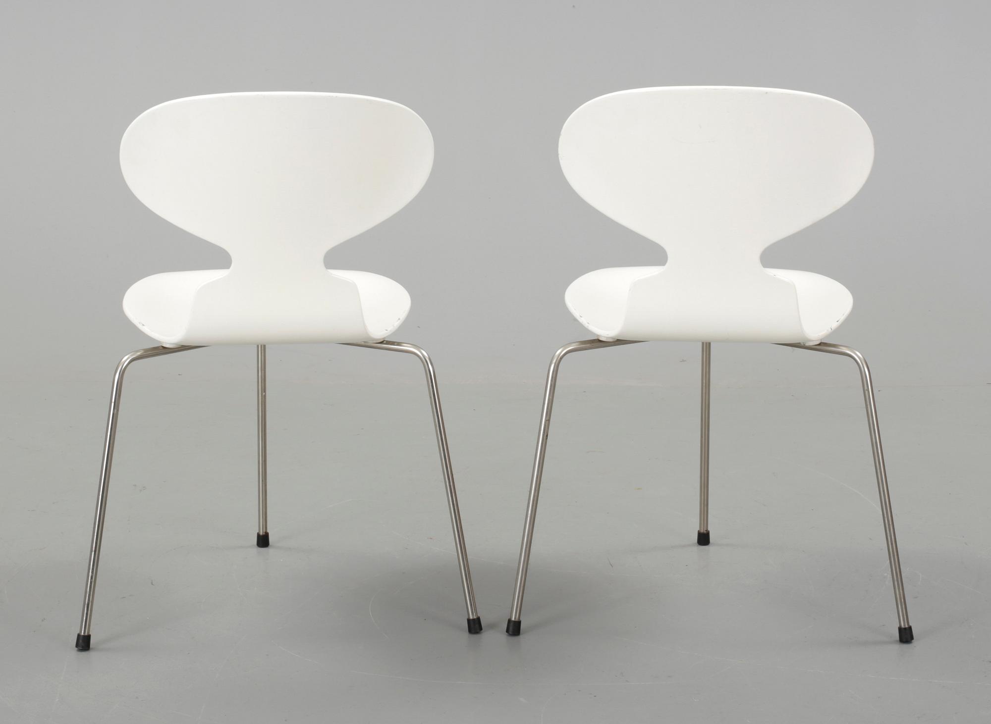 STOLAR, ett par, "Myran, Arne Jacobsen, Fritz Hansen, 1900-talets andra hälft.