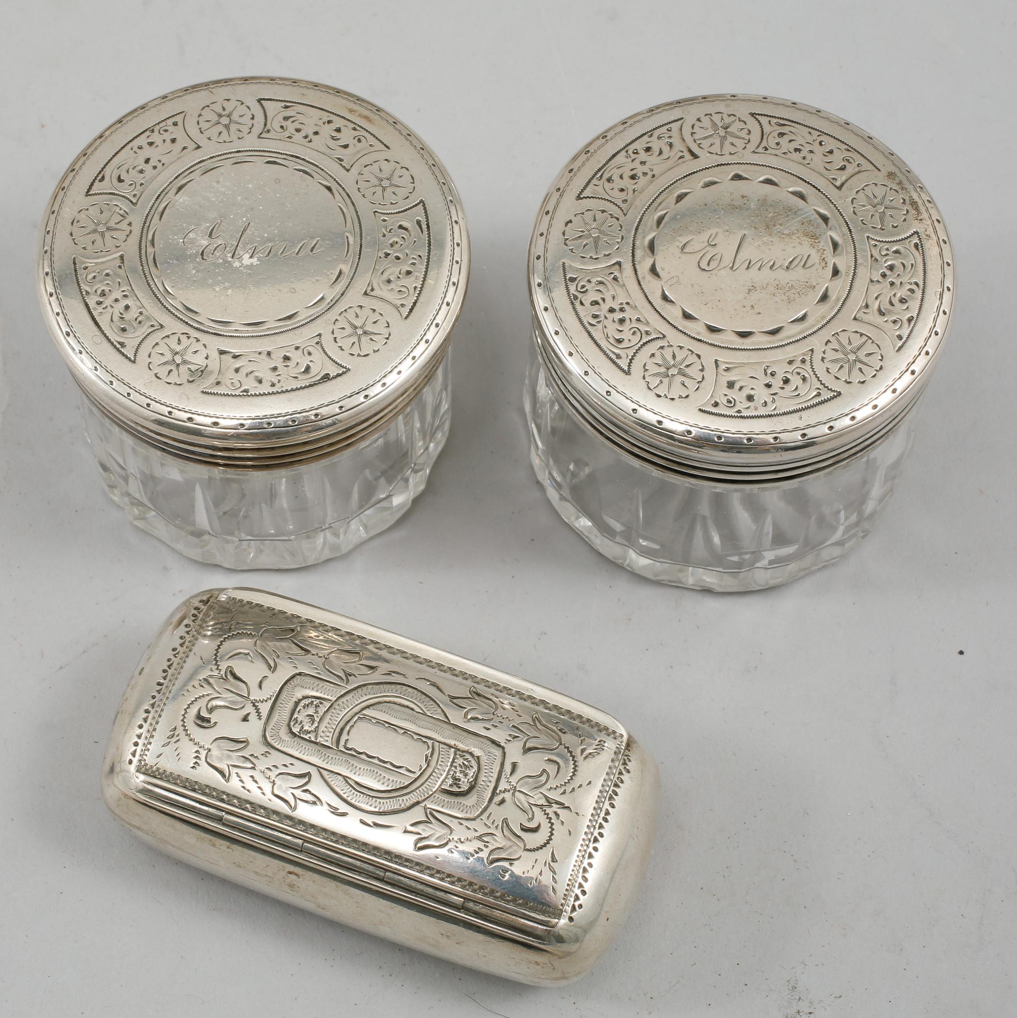 PART SILVER, 13 delar, 1800-talets början till 1900-talets början, total vikt exklusive glas 482 gram.