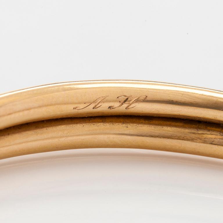 Kalevala koru, rannerengas, 18K kultaa, Helsinki 1947.