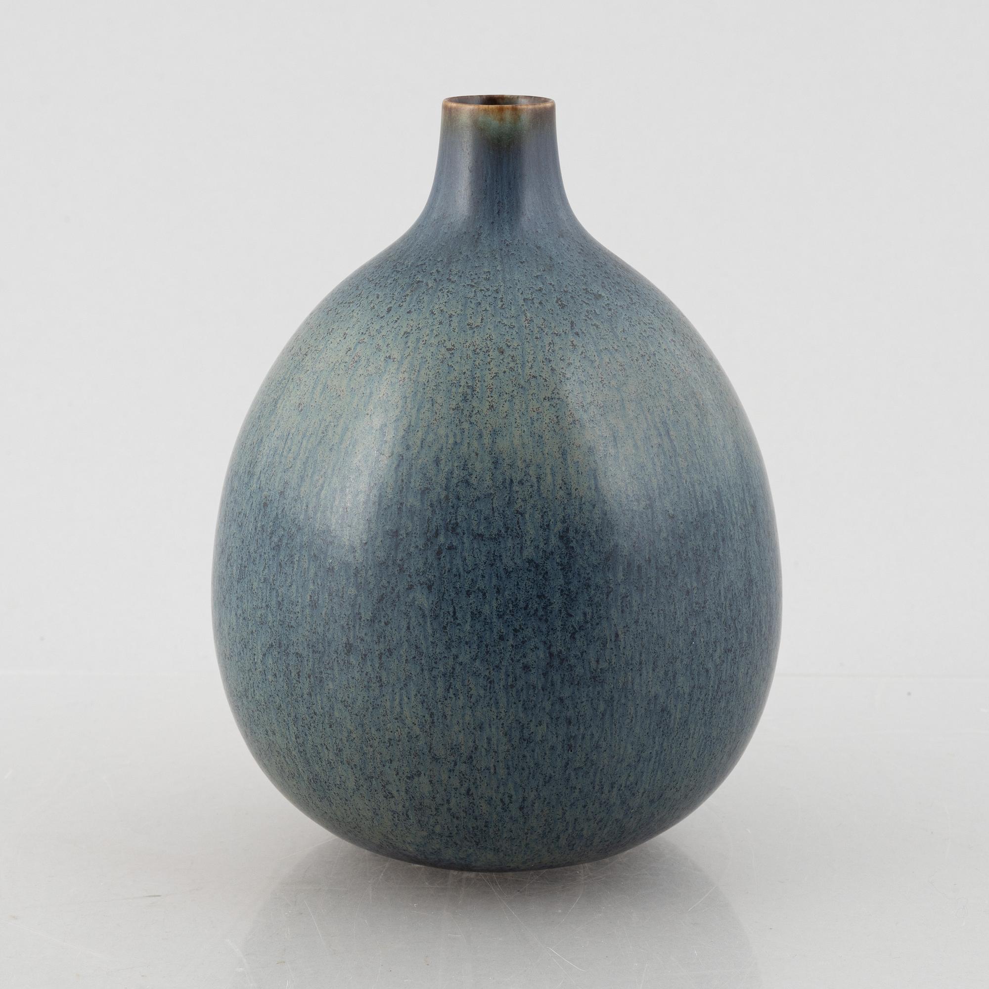 Carl-Harry Stålhane, a unique stoneware vase, Rörstrand 1962.