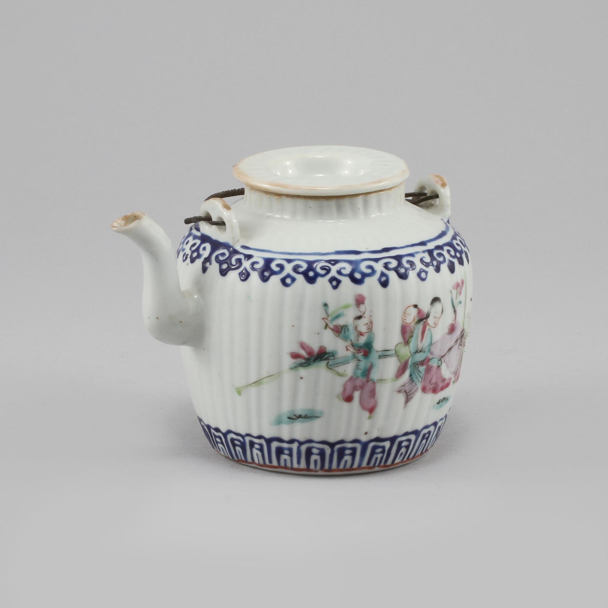 TEKANNA, porslin, Kina, 1900-tal.