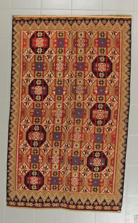 TÄCKE, rölakan, ca 190,5-193 x 115-116 cm, Skåne 1800-talets förra hälft, broderad signatur KPD 1822.