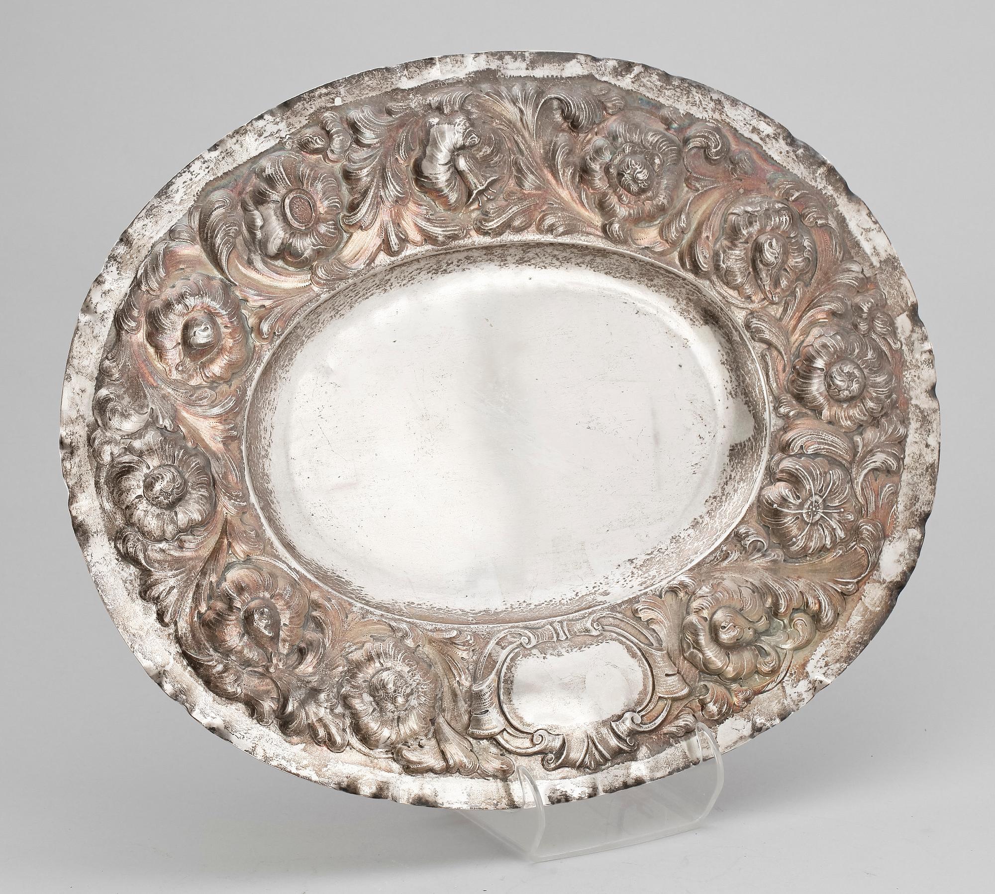 PRESENTERFAT, silver, barockstil, A. Nilsson, Lund 1918. Vikt ca 600 gram.