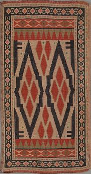 MATTA, semiantiikki. Noin 164x84 cm.