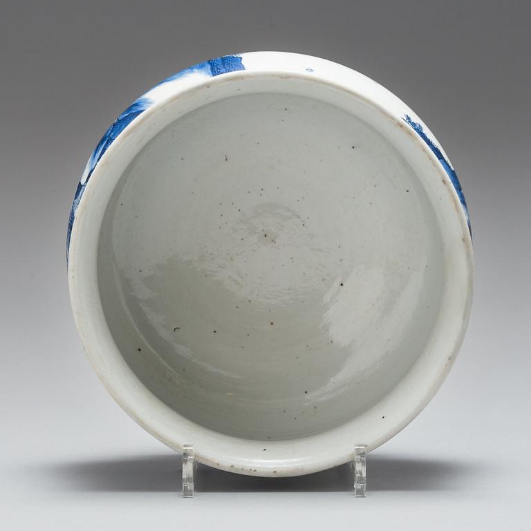 A blue and white censer, Qing dynasty, Kangxi (1662-1722).