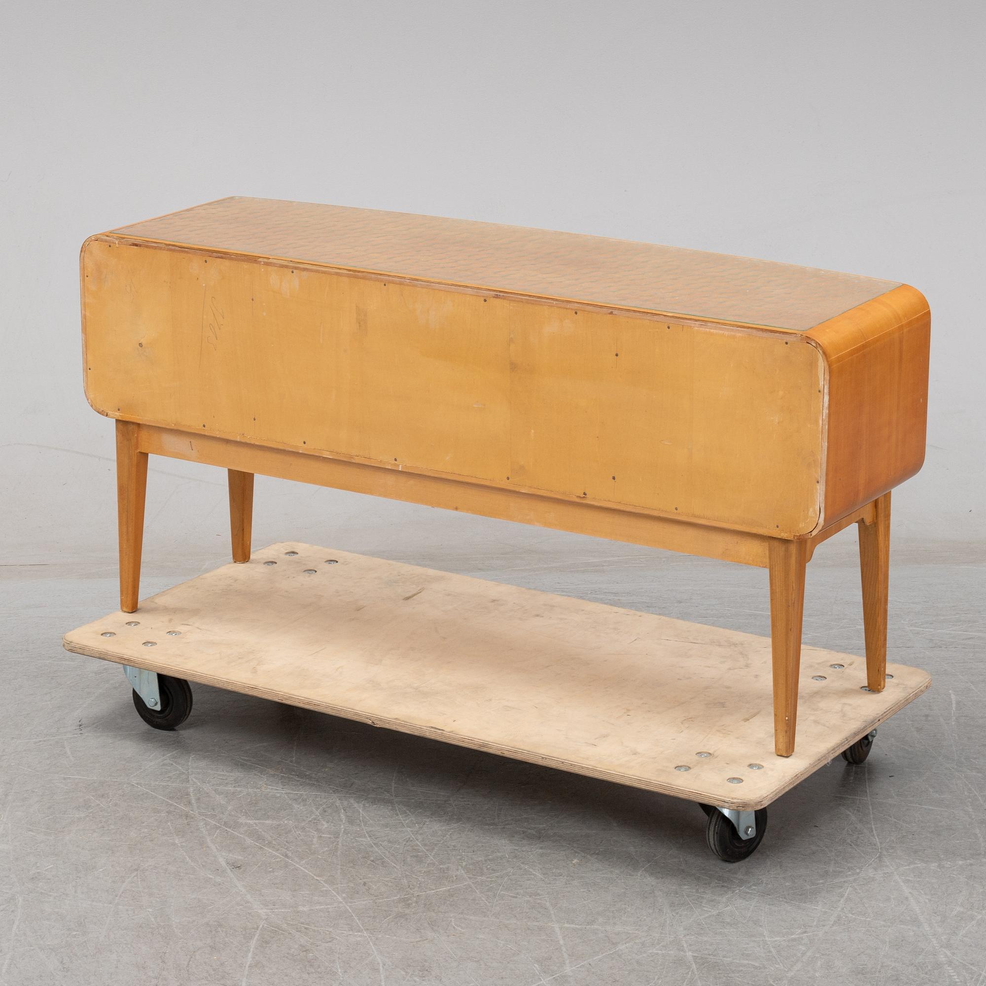 A dressing table and a mirror, Bodafors, probably 1940s.