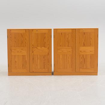 MOGENS KOCH, underskåp, ett par, "Byggereolen", för Rud Rasmussens Snedkerier.  Danmark, 1900-talets andra hälft.