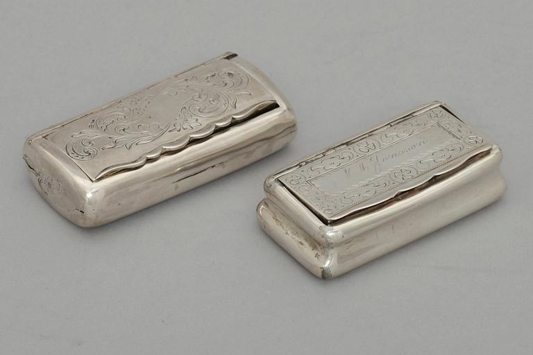 DOSOR, 2 st, silver, en import, en Anders Ulrik Wahlberg, Göteborg 1901. Vikt c:a 64 + 75 g.