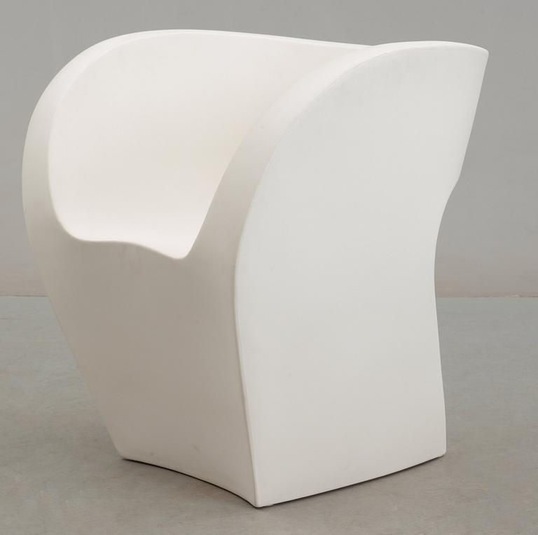 A Ron Arad white Little Albert Outdoor Armchair, Moroso. 2001.