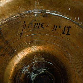 KANDELABRAR, 2 st snarlika, mässing, 1600-/1700-tal.