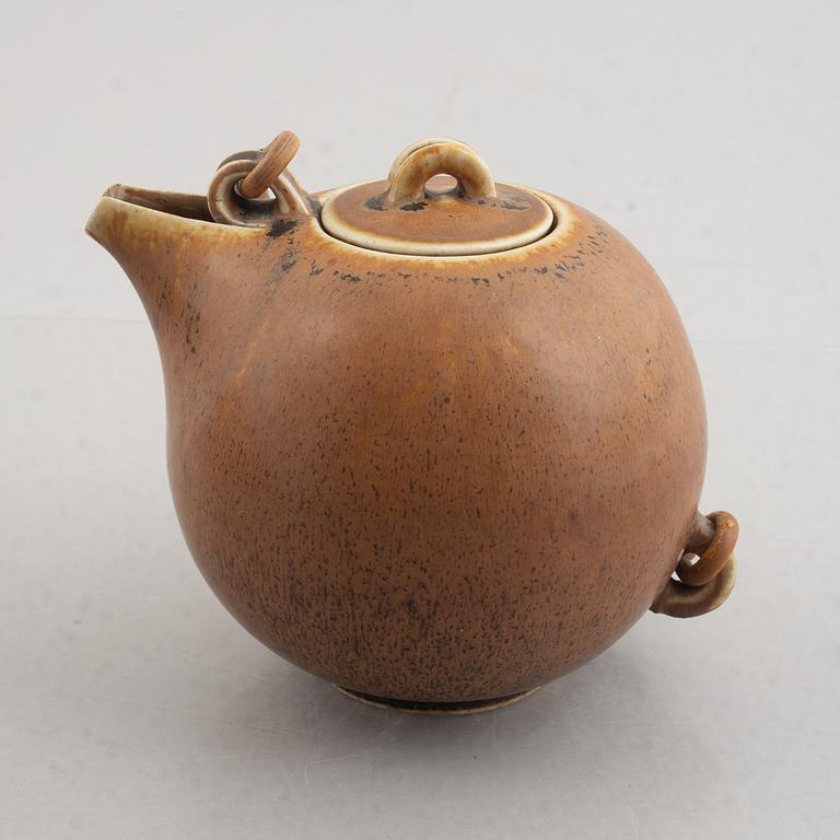 Eva Stæhr Nielsen & others, two stoneware vases and a teapot, Saxbo, Denmark, mid and first half of the 20th century.