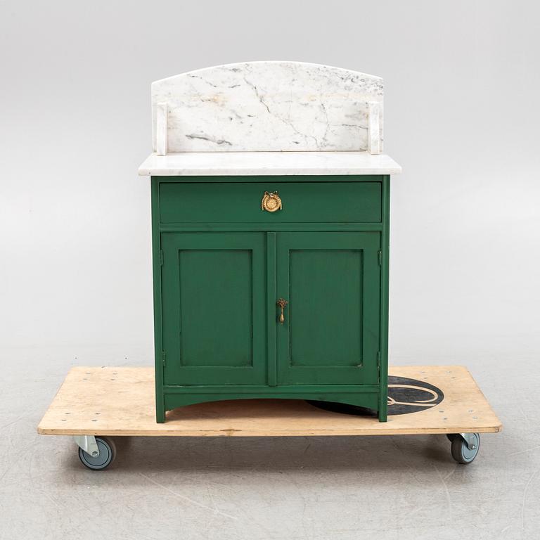 An early 20th century commode.