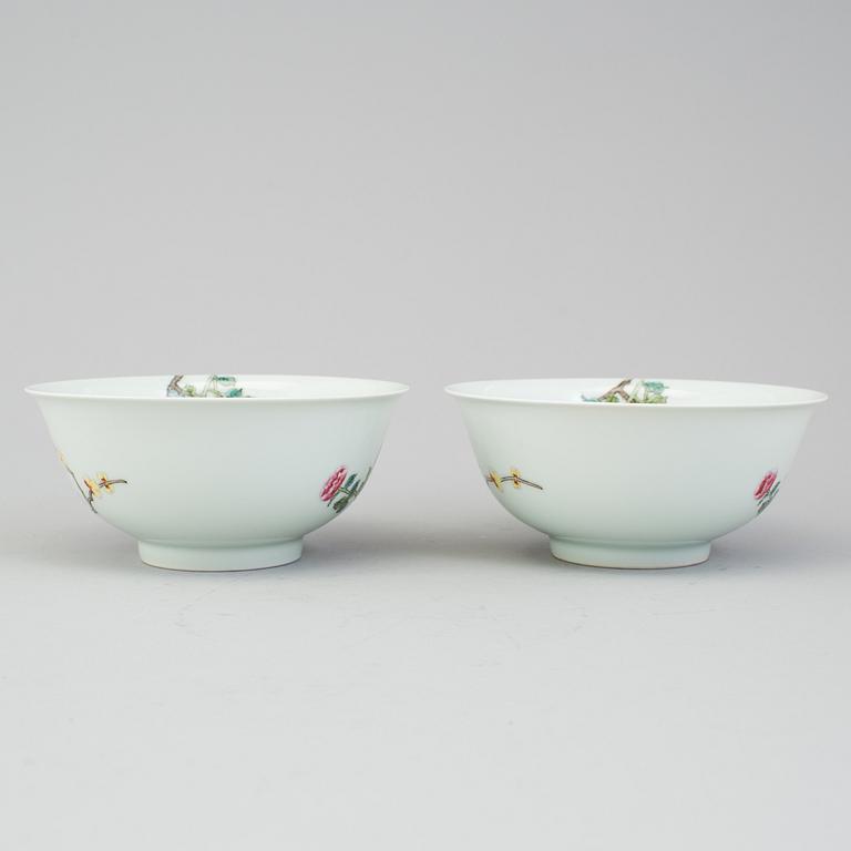 A pair of chinese famille rose bowls, with Yongzheng four character seal mark. Modern production.