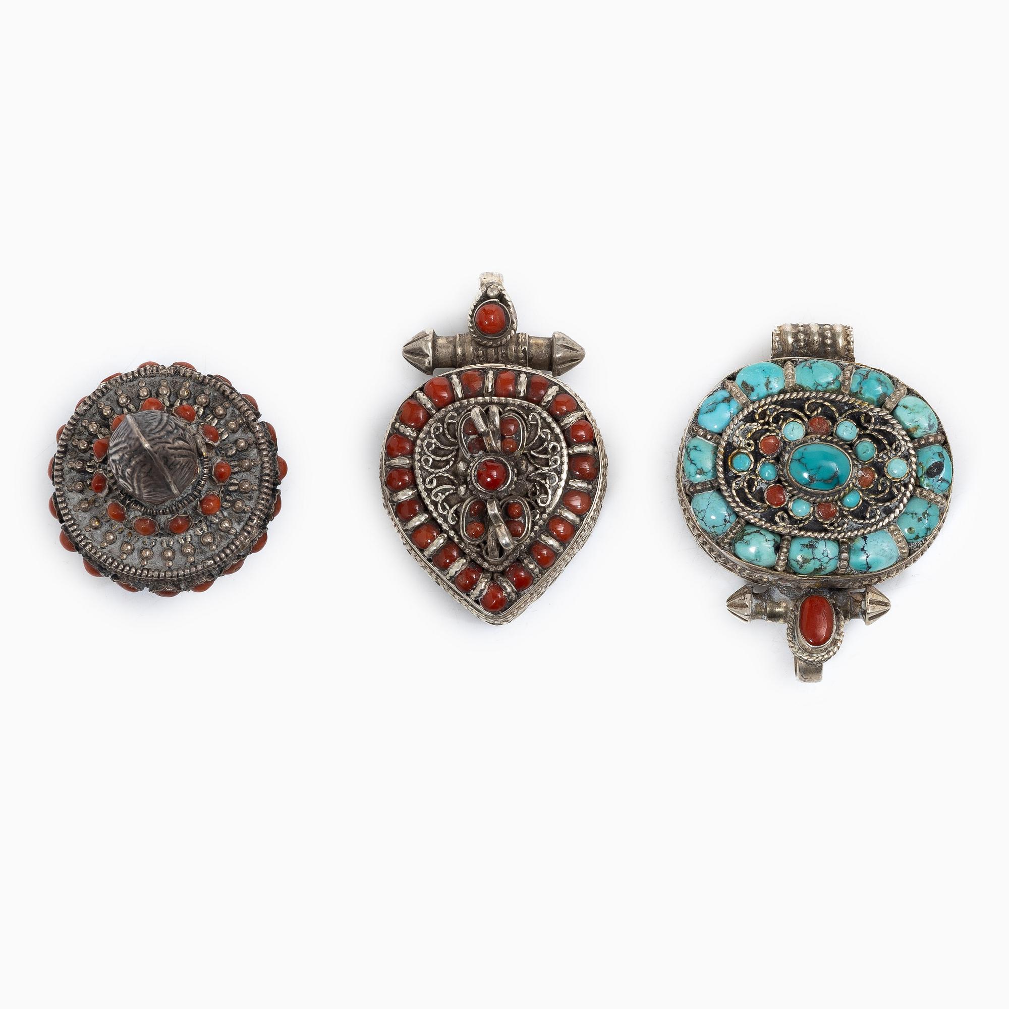 A group of five silver boxes with covers, South East Asia, 20th century.