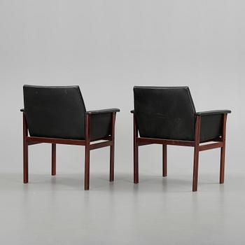 FÅTÖLJER, ett par, 1960/70-tal.