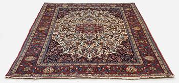 An Isfahan rug, Central Persia, c. 175 x 110 cm.