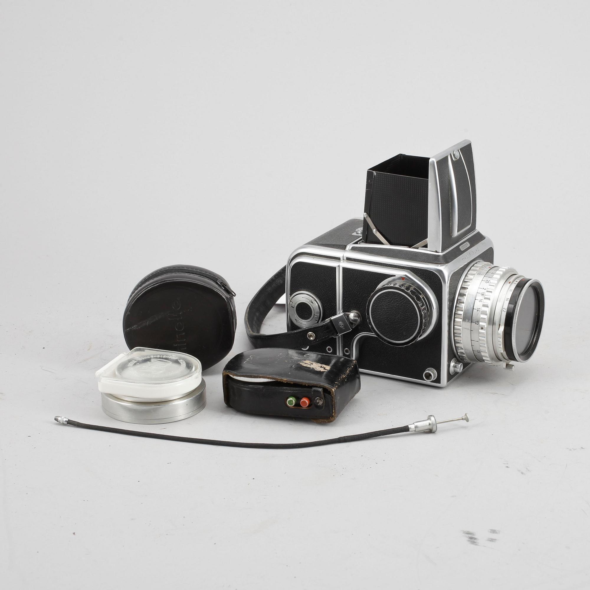 KAMERA med TILLBEHÖR, Hasselblad 1000F, nr CI15297, 1954.