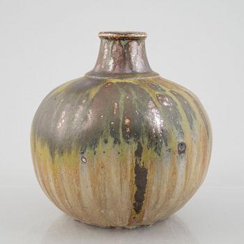 Rolf Palm, a stoneware vase, Mölle 1967.