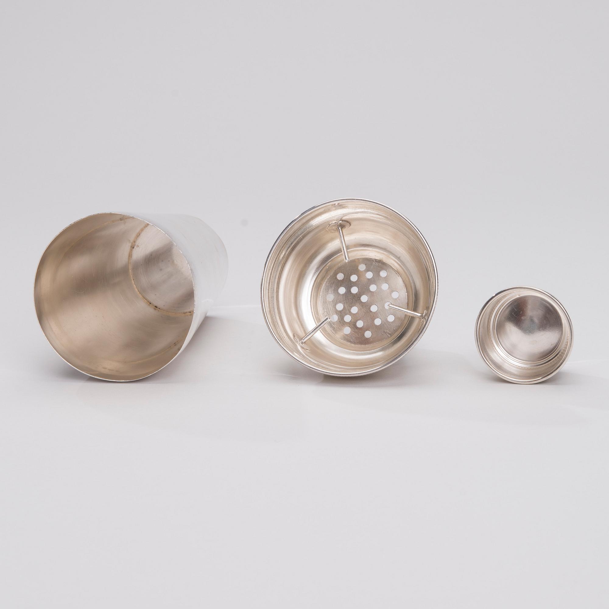 SHAKER, silver, Birmingham, England 1928. Vikt 312,6 g.