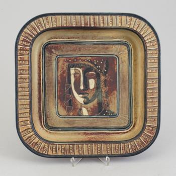 A Wilhelm Kåge 'Farsta' stoneware dish, Gustavsberg Studio.