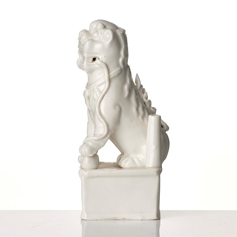 A Chinese blanc de chine joss stick holder, Qing dynasty, Kangxi (1662-1722).