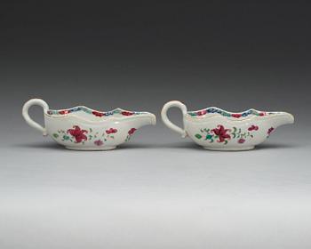 SÅSSNIPOR, ett par, kompaniporslin. Qing dynastin, Qianlong (1736-95).