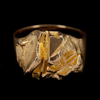 SORMUS, kultaa 14K, "Samurai", Björn Weckström Lapponia 1987. Paino 8,8 g.