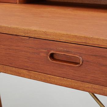 An Arne Wahl Iversen teak desk, Vinde Møbelfabrik, Denmark.