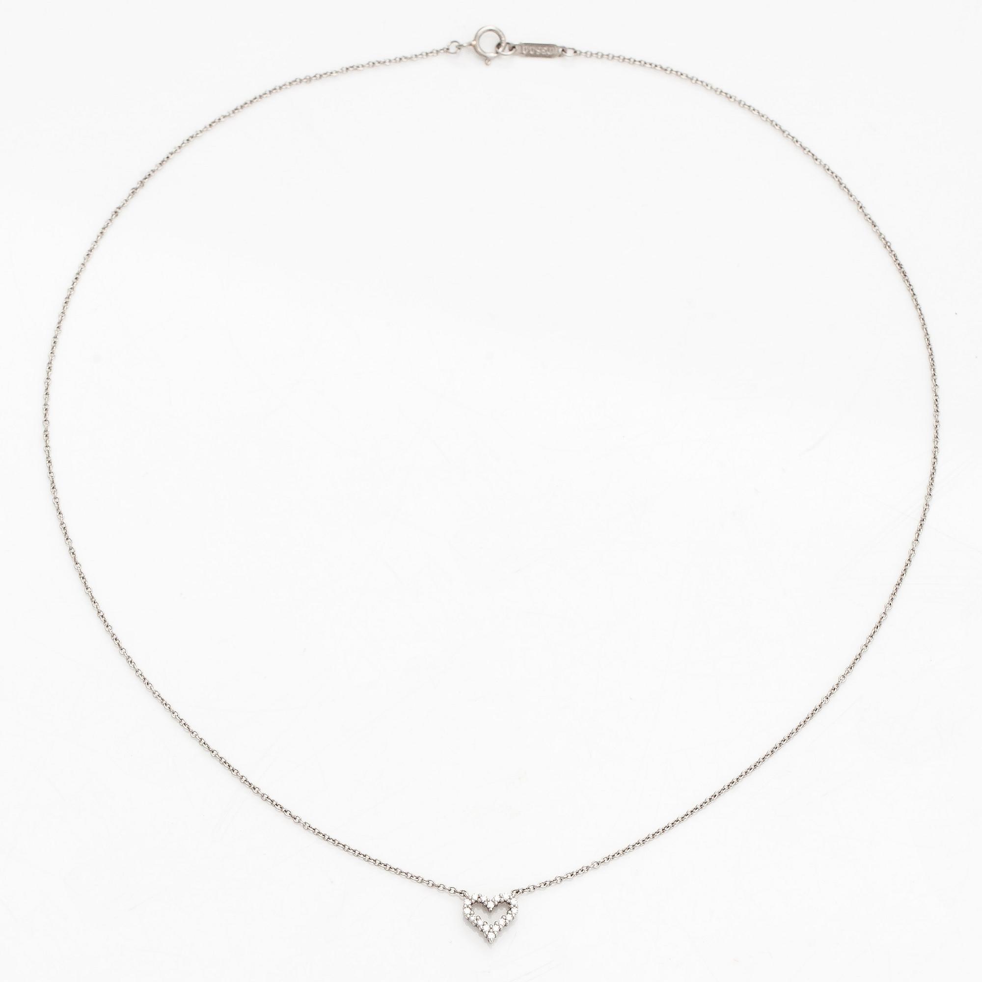 Tiffany & Co, kaulakoru, "Tiffany Hearts", platinaa ja timantteja.