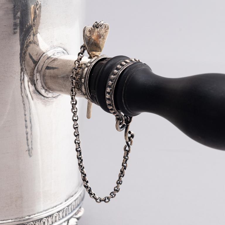 A Swedish Gustavian 18th century silver coffee-pot, mark of Simson Ryberg, Stockholm 1782.