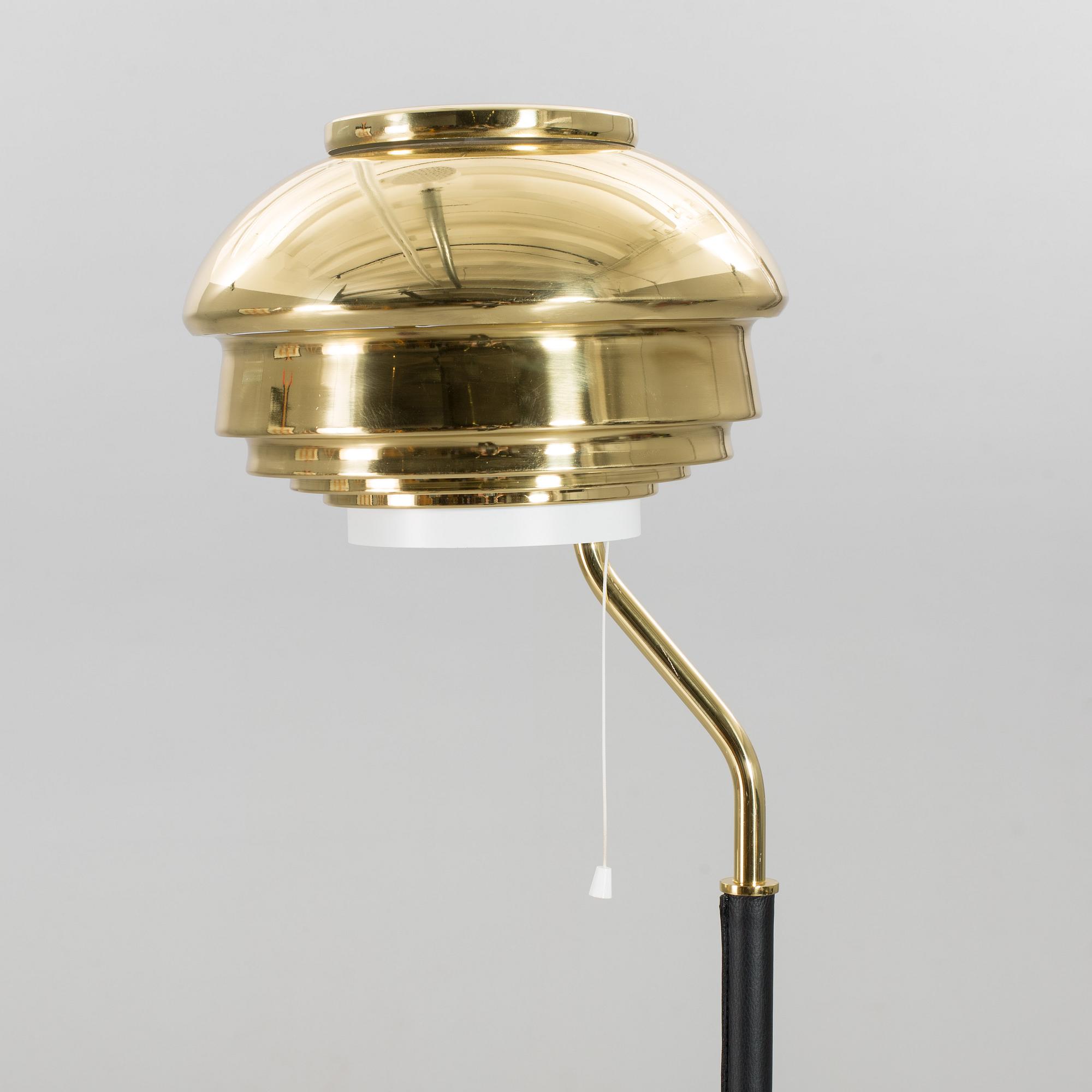 ALVAR AALTO, a "A808" Artek floor lamp.