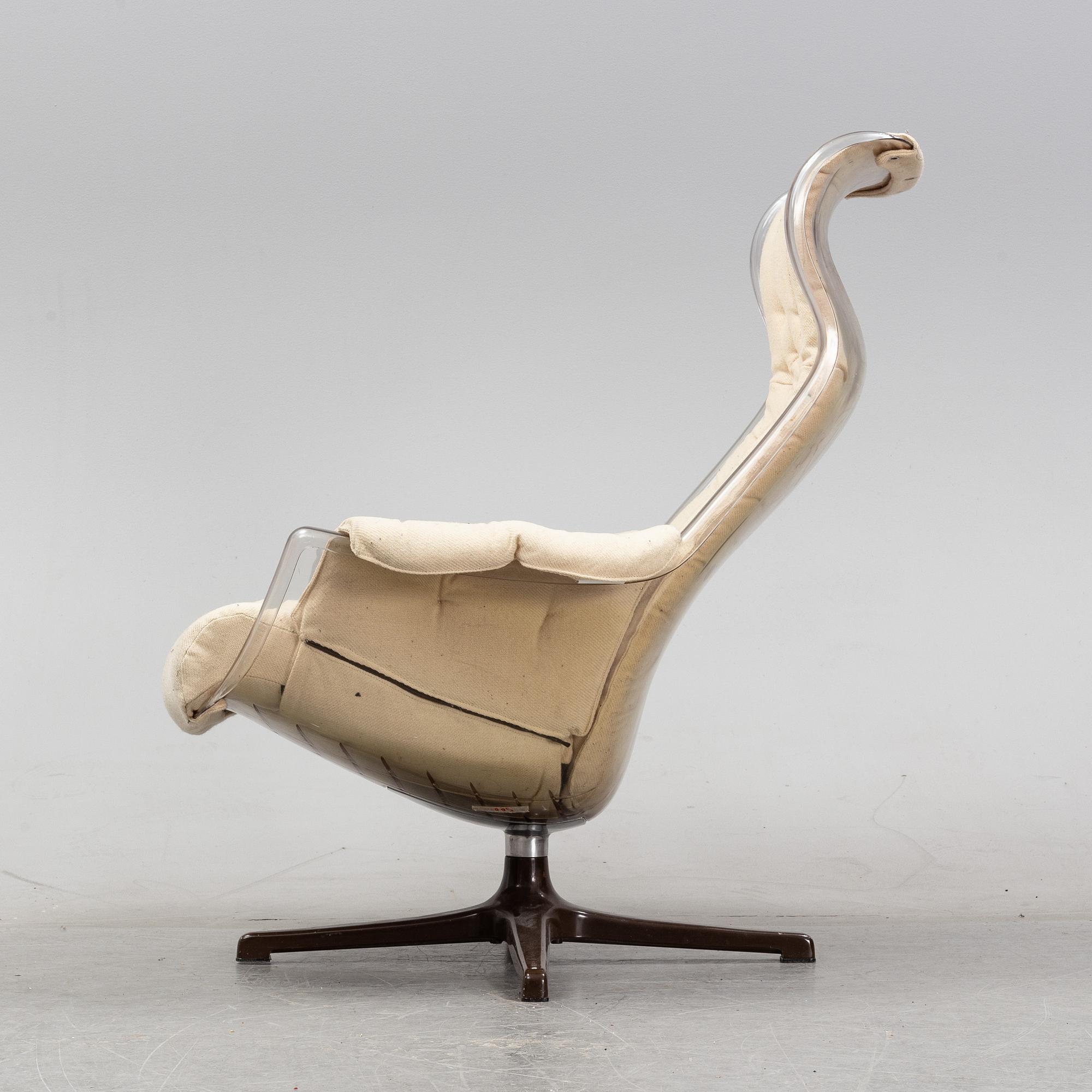 Alf Svensson & Yngvar Sandström, a 'Form 8'/'Galaxy' easy chair, Dux, 1970's.