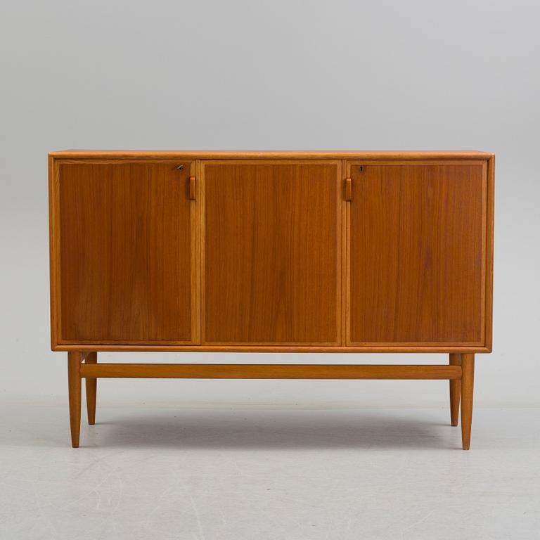 A second half of the 20th century teak veneered sideboard by Bertil Fridhagen, Bodafors, Sweden.