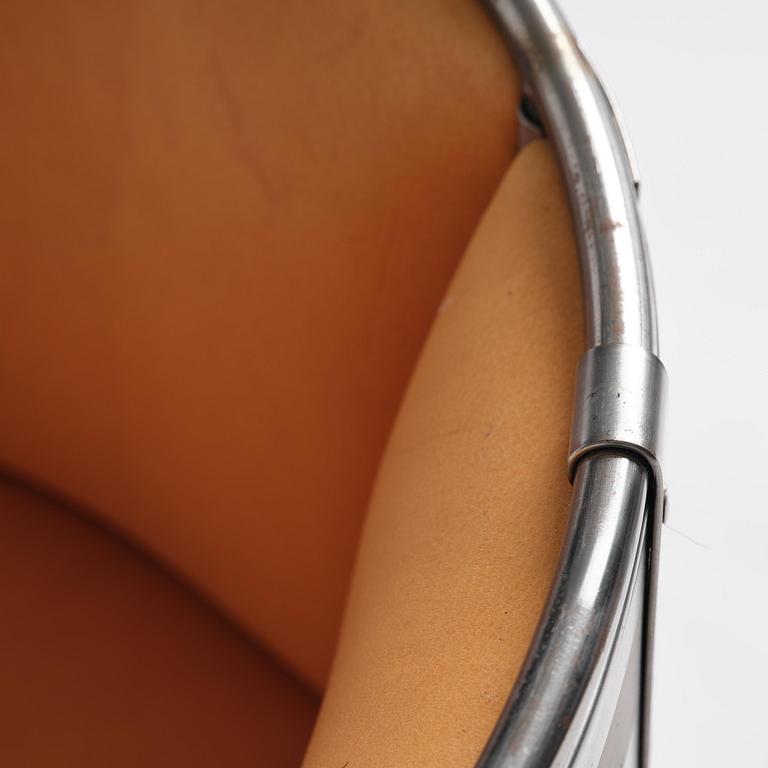 Mats Theselius, fåtölj, "Älgskinnsfåtöljen", ed. 52/360, Källemo, Värnamo, efter 1991.